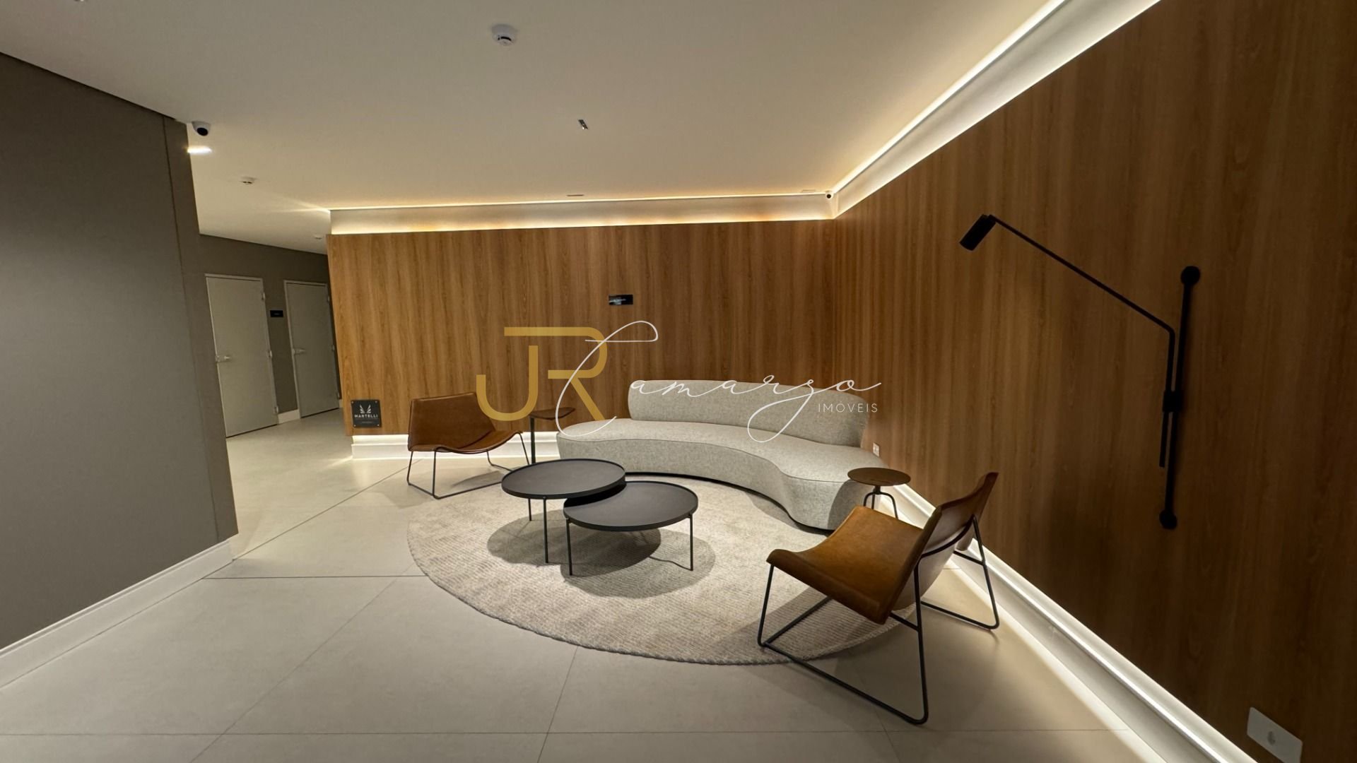 Apartamento com 3 dormitórios à venda, 94 m² por R$ 830.000,00...