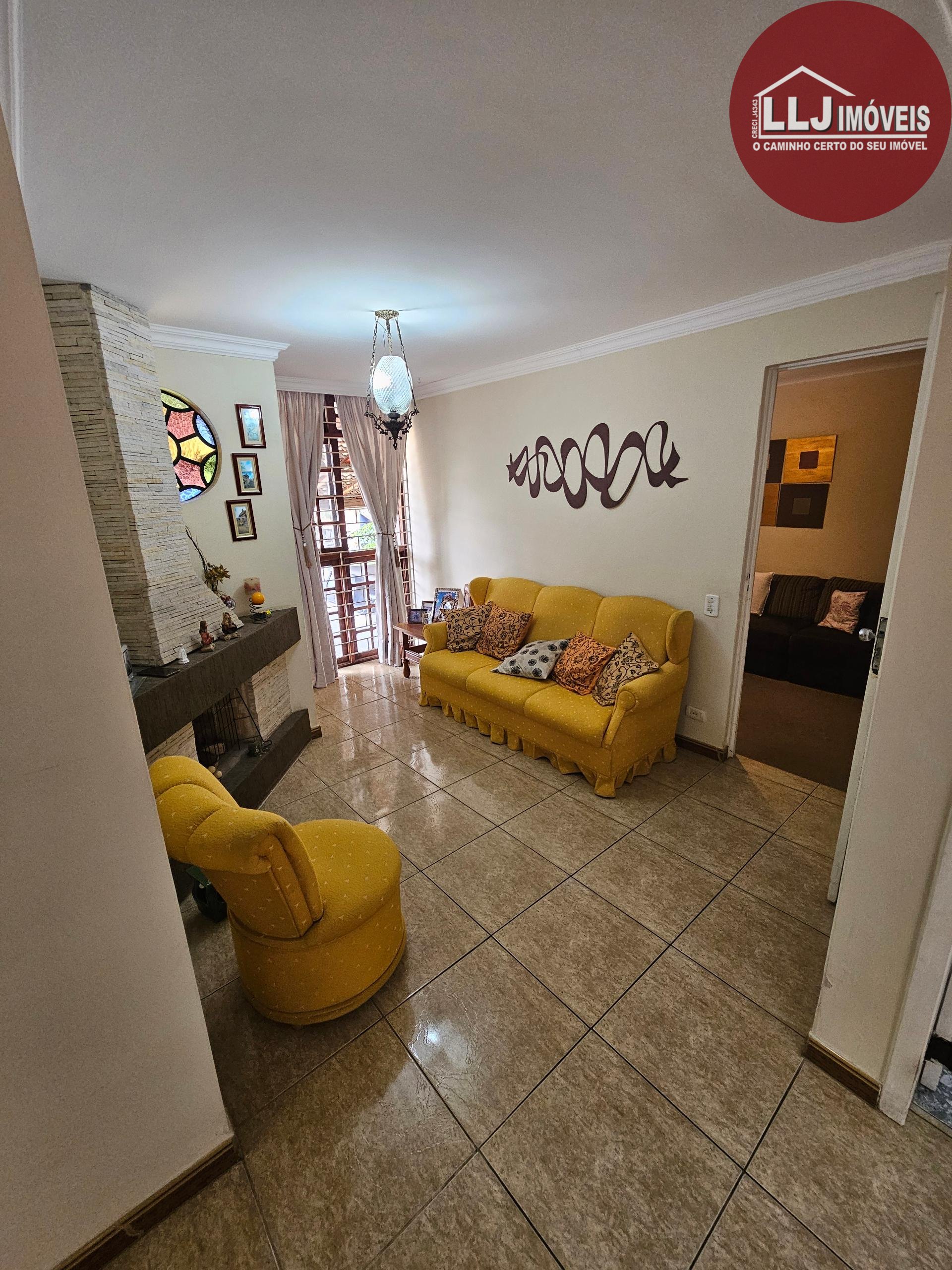 Casa Bairro alto 90m2, térrea, 03 qtos ste , 03 vagas, churras...