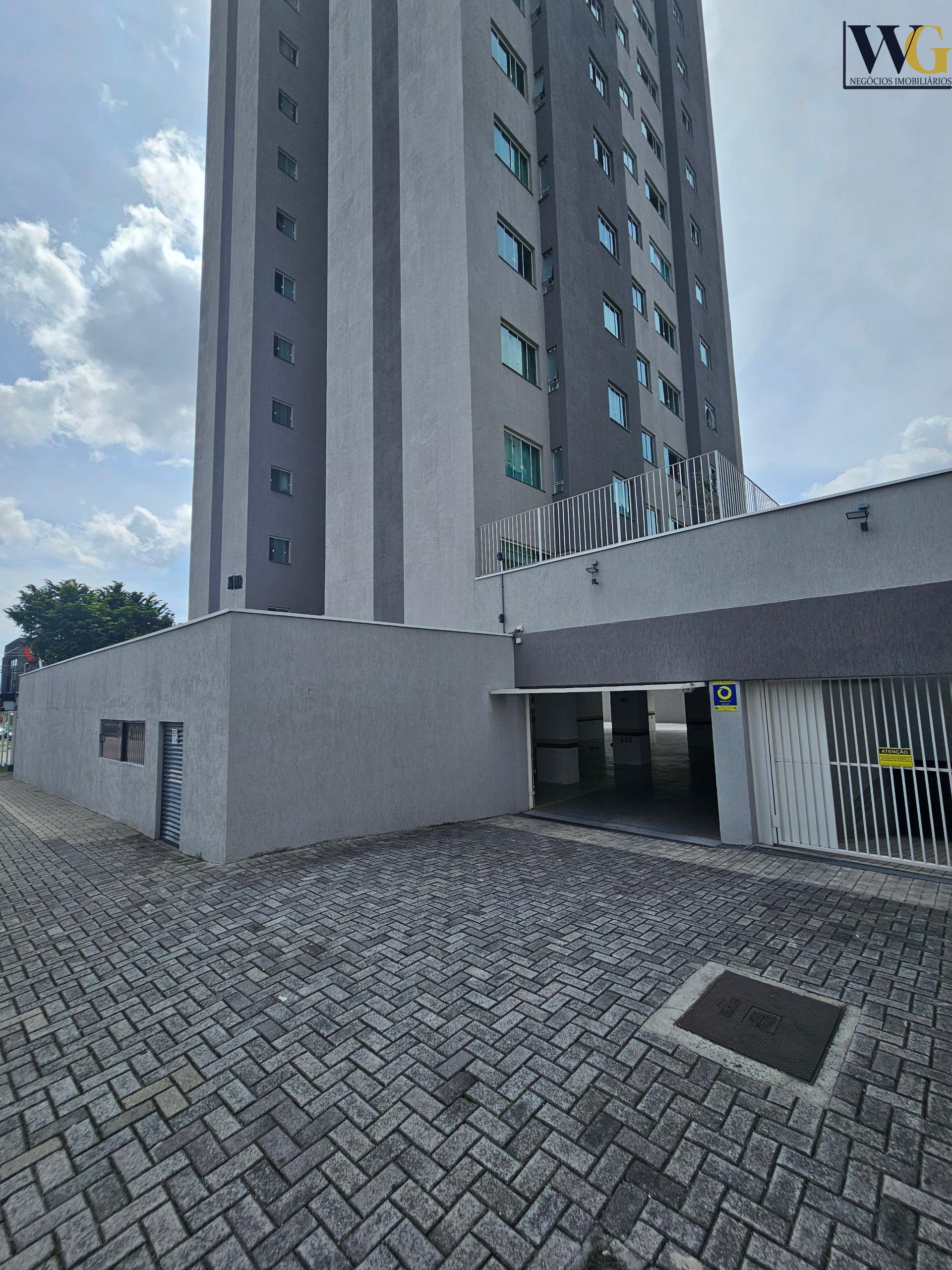 Apto Mobiliado, 54 M2 andar alto, 02 qtos, ensolarado, 50 mts ...