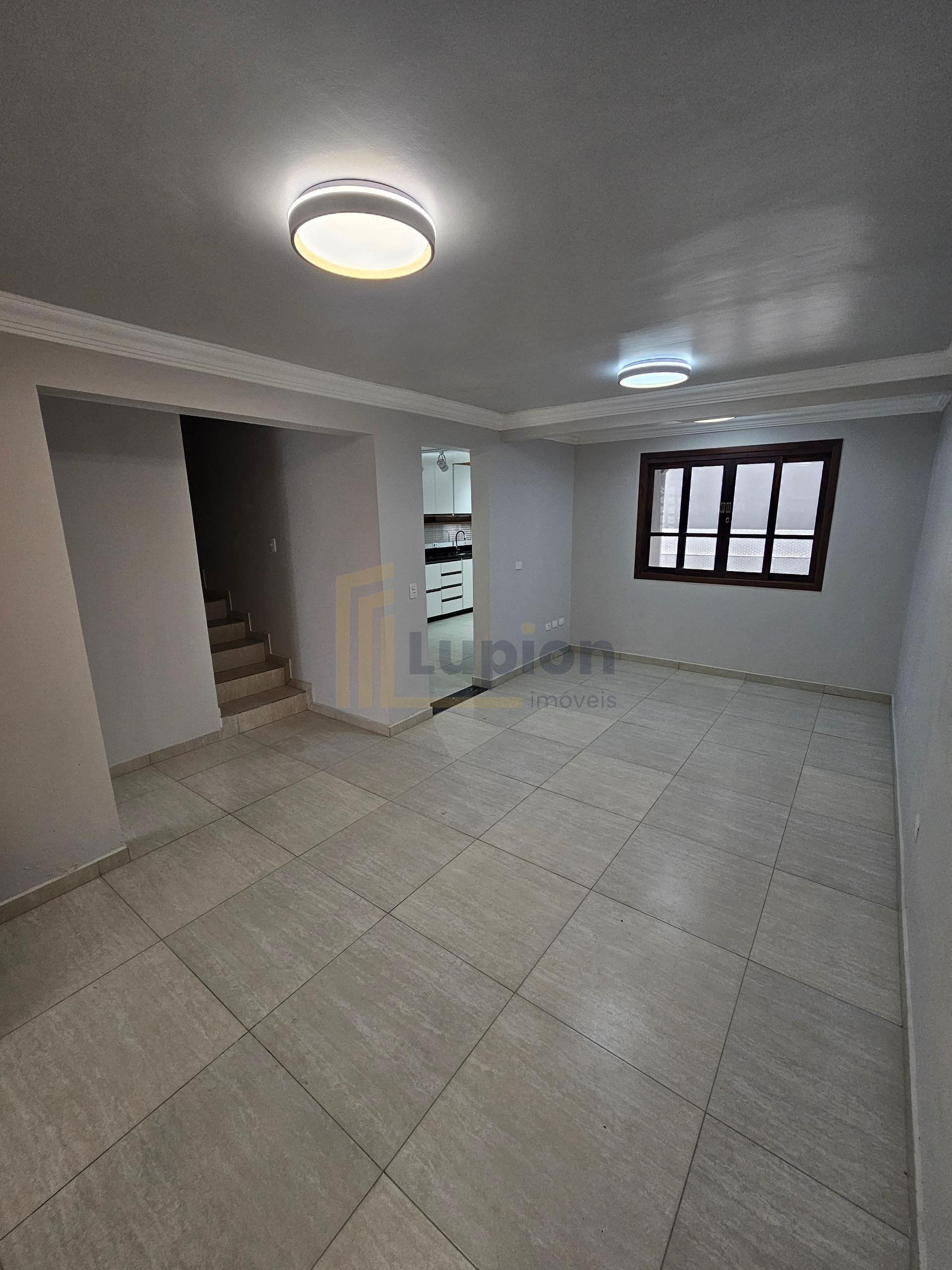 Sobrado 130m2 Bairro alto,  exc acabamento, proxTerminal, 03 q...