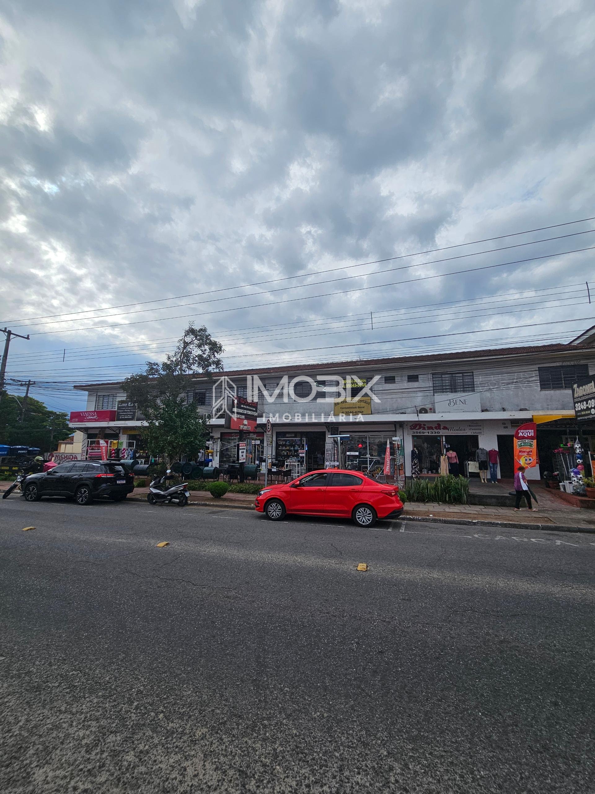 Sala comercial -Novo Mundo- já locada, excelente localização, ...
