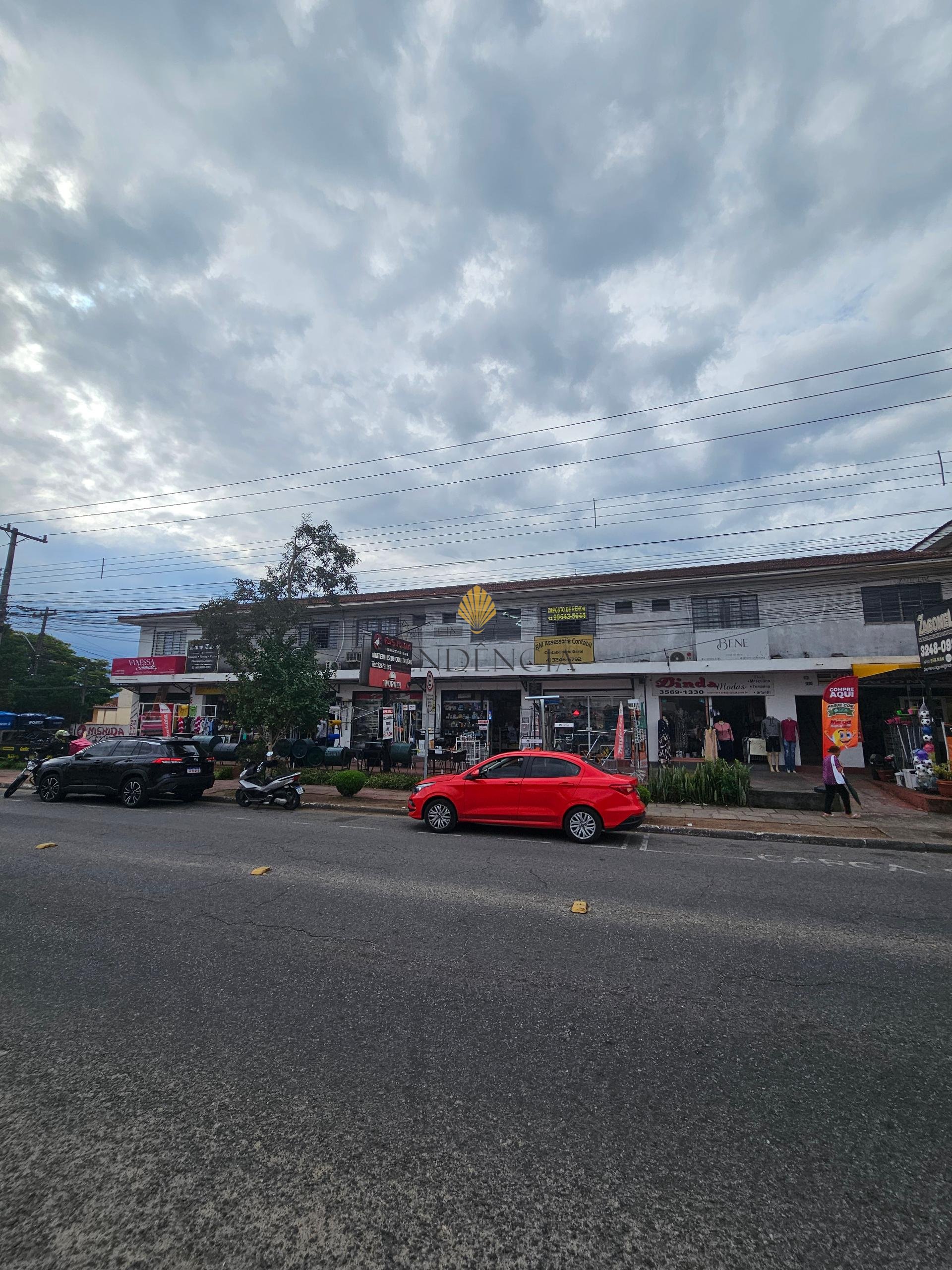 Sala comercial -Novo Mundo- j? locada, excelente localiza??o, ...