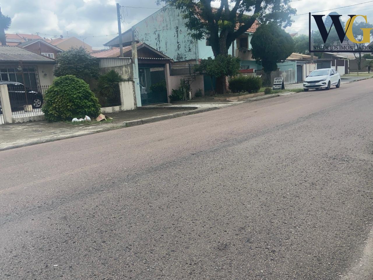 Terreno 500m   10x50 , 1 casa   4 kitinetes, excelente investi...