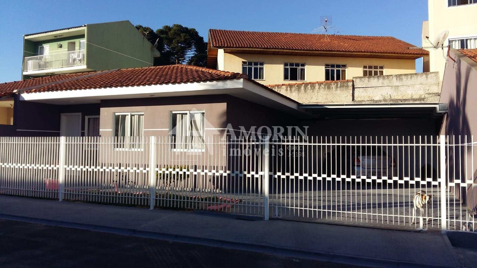 Casa Jd Paloma, 03 qtos, 04 vagas, averbada, 50 mts da Av Prin...