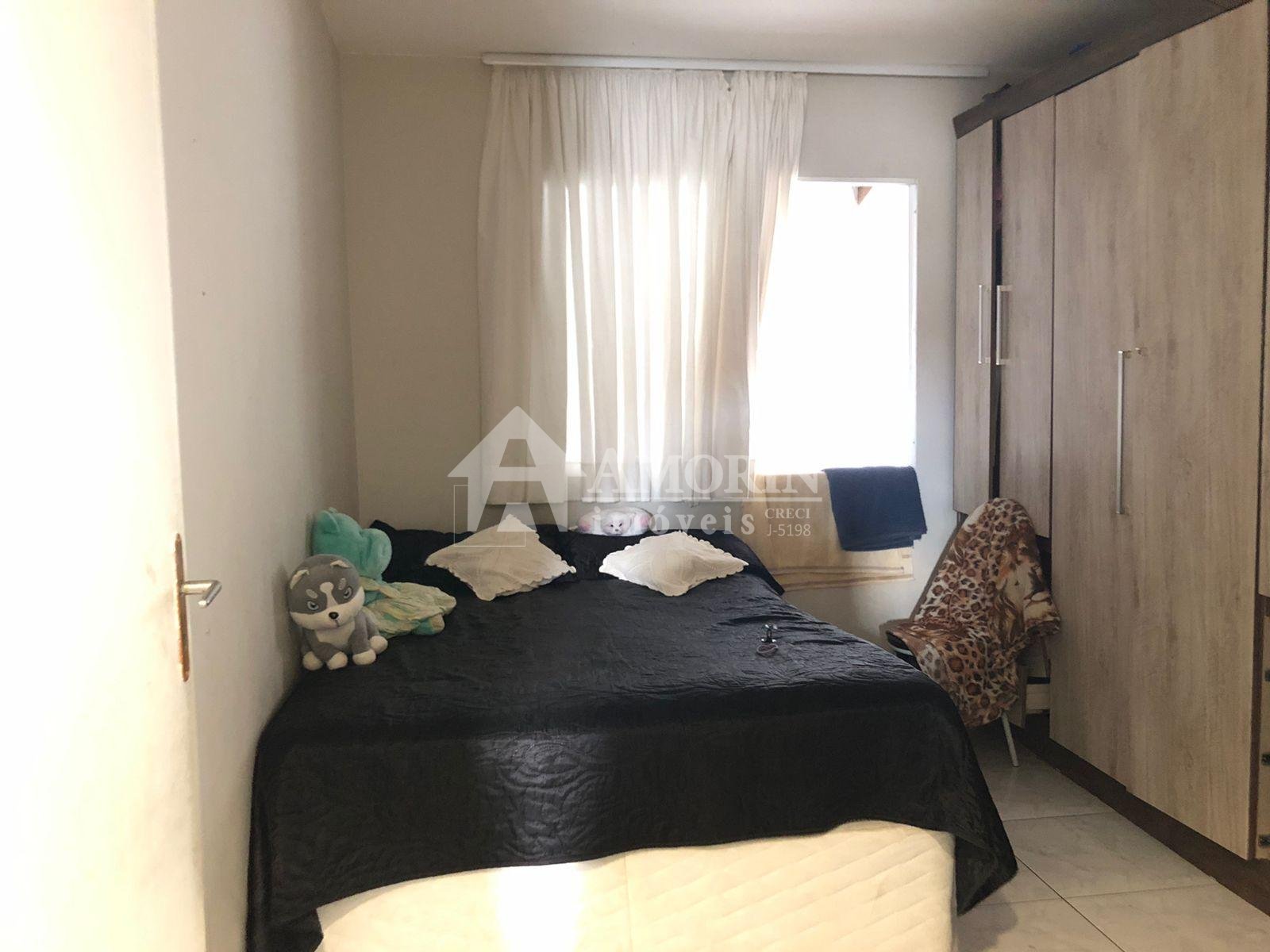 Casa Jd Paloma, 03 qtos, 04 vagas, averbada, 50 mts da Av Prin...