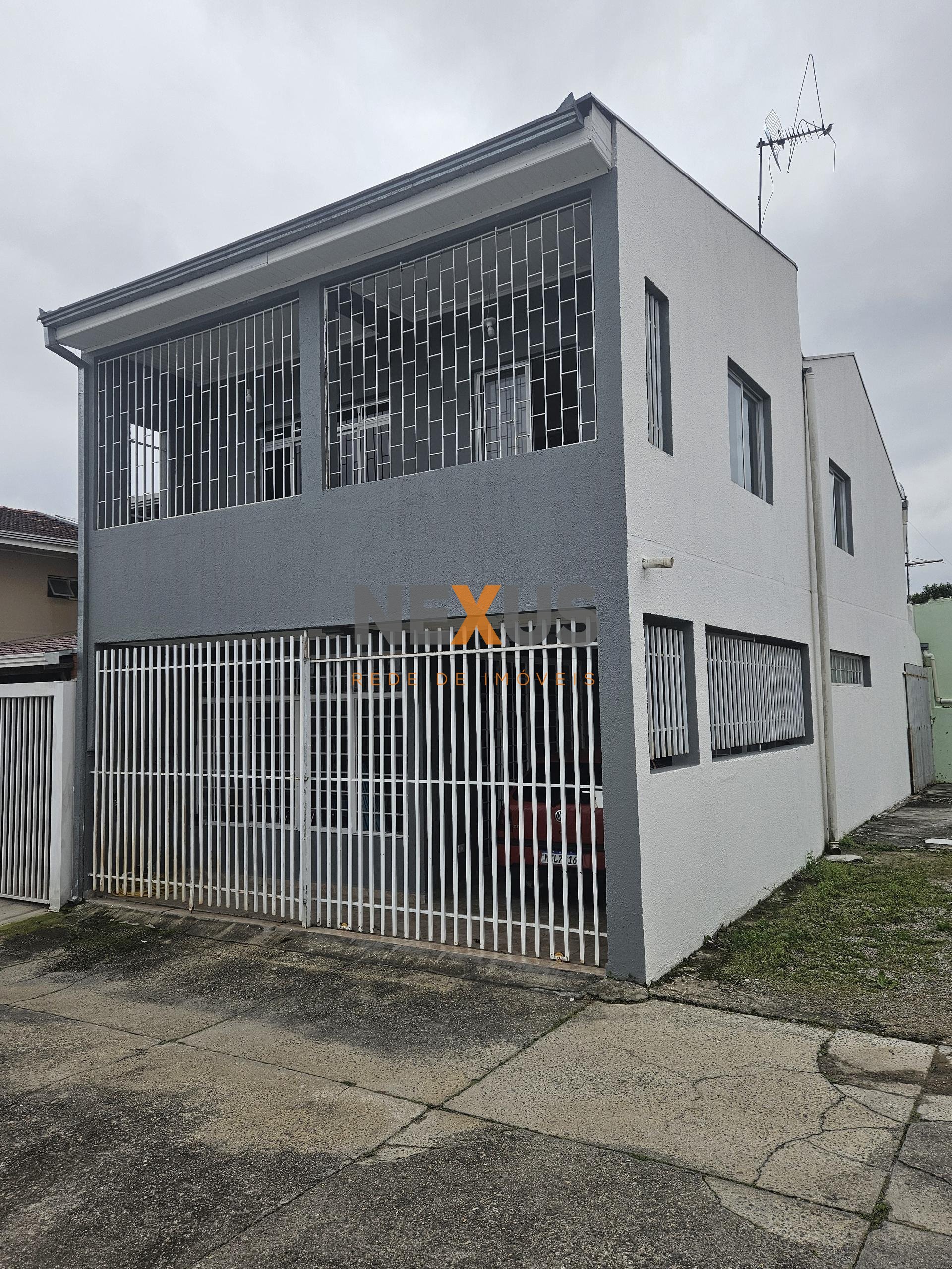 Sobrado 145m2, Bairro alto, 4 qtos 1 suite , 02 vagas, próx Av...