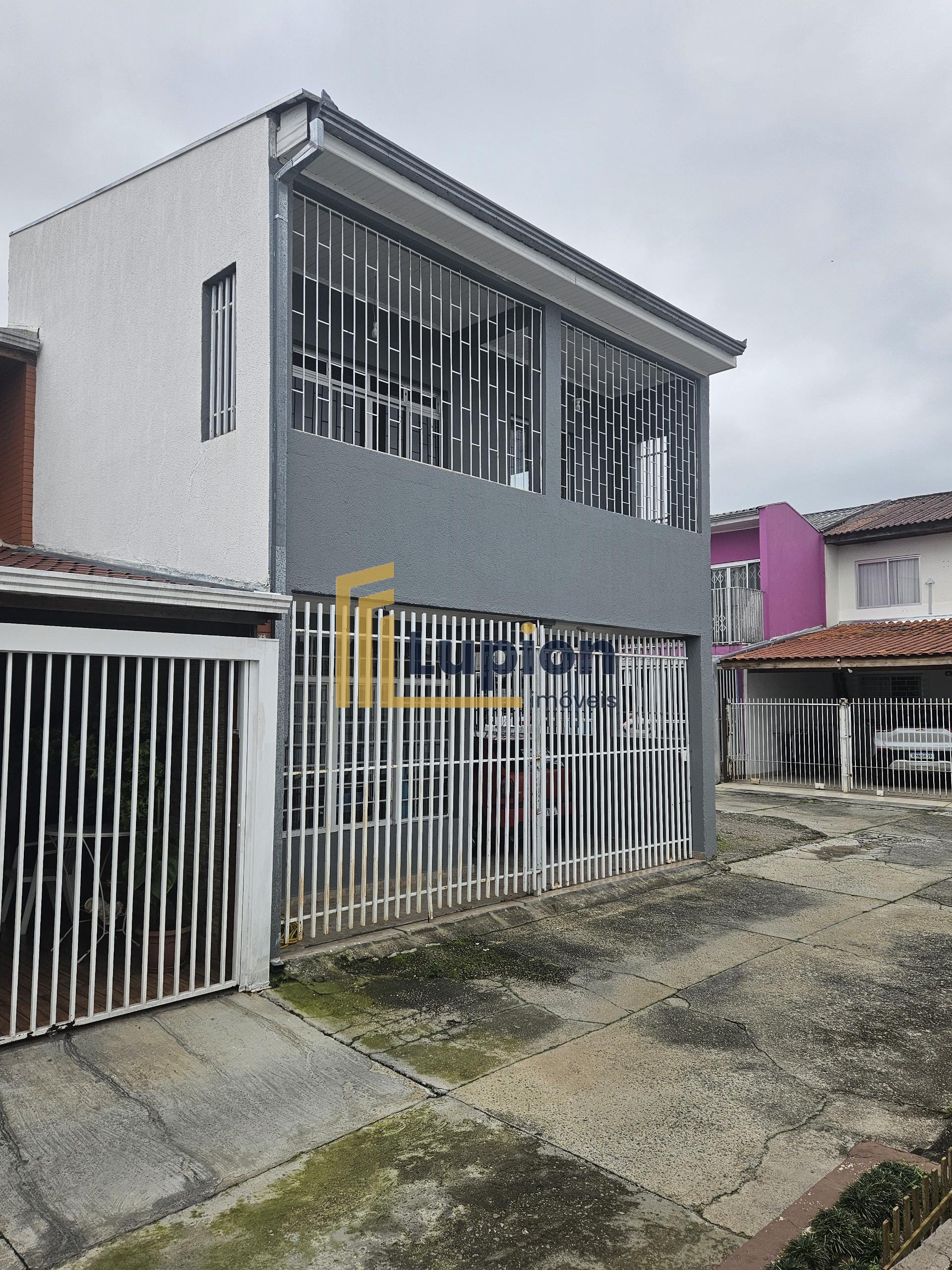 Sobrado 145m2, Bairro alto, 4 qtos 1 suite , 02 vagas, próx Av...