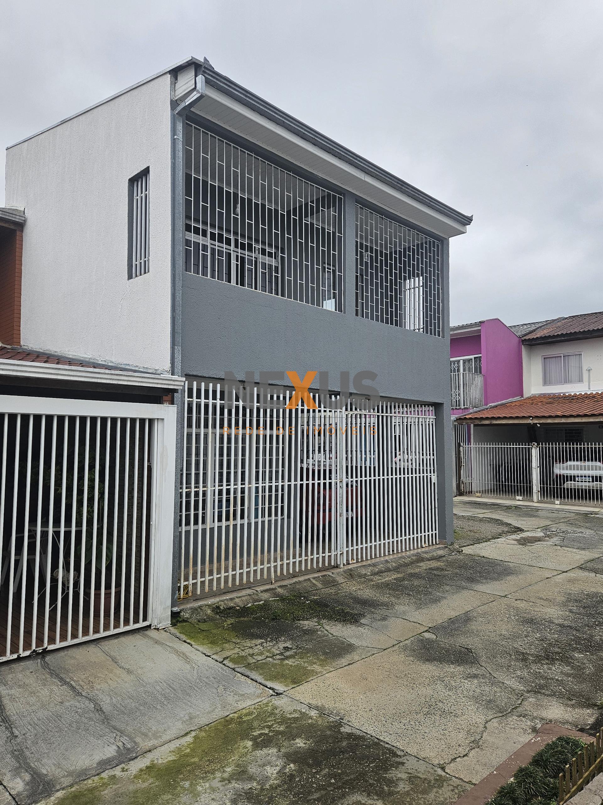 Sobrado 145m2, Bairro alto, 4 qtos 1 suite , 02 vagas, próx Av...
