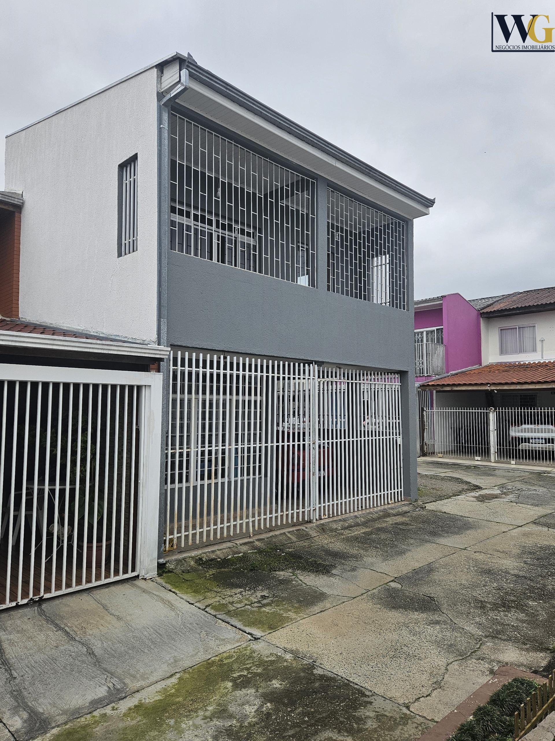 Sobrado 145m2, Bairro alto, 4 qtos 1 suite , 02 vagas, próx Av...