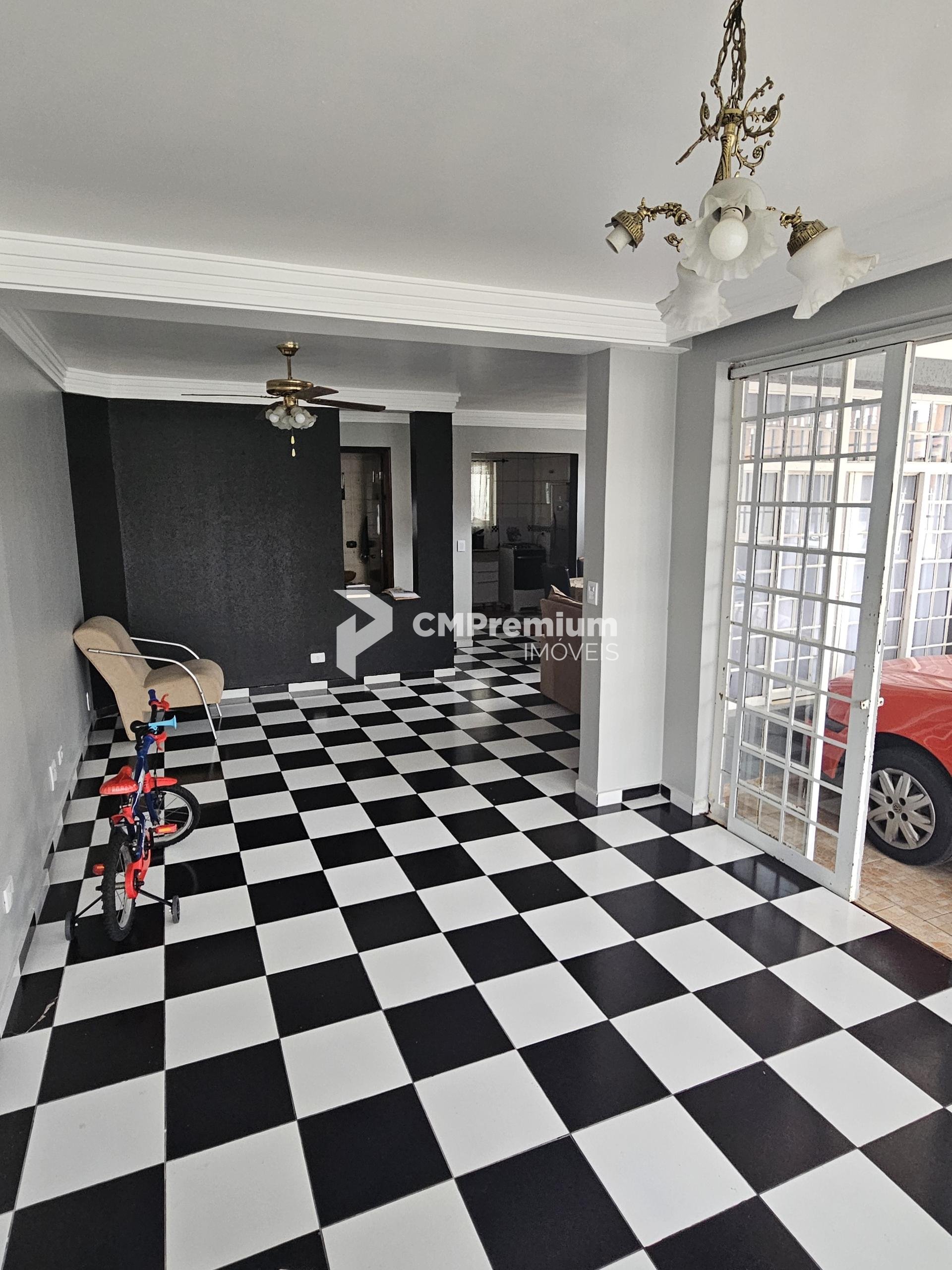 Sobrado 145m2, Bairro alto, 4 qtos 1 suite , 02 vagas, próx Av...