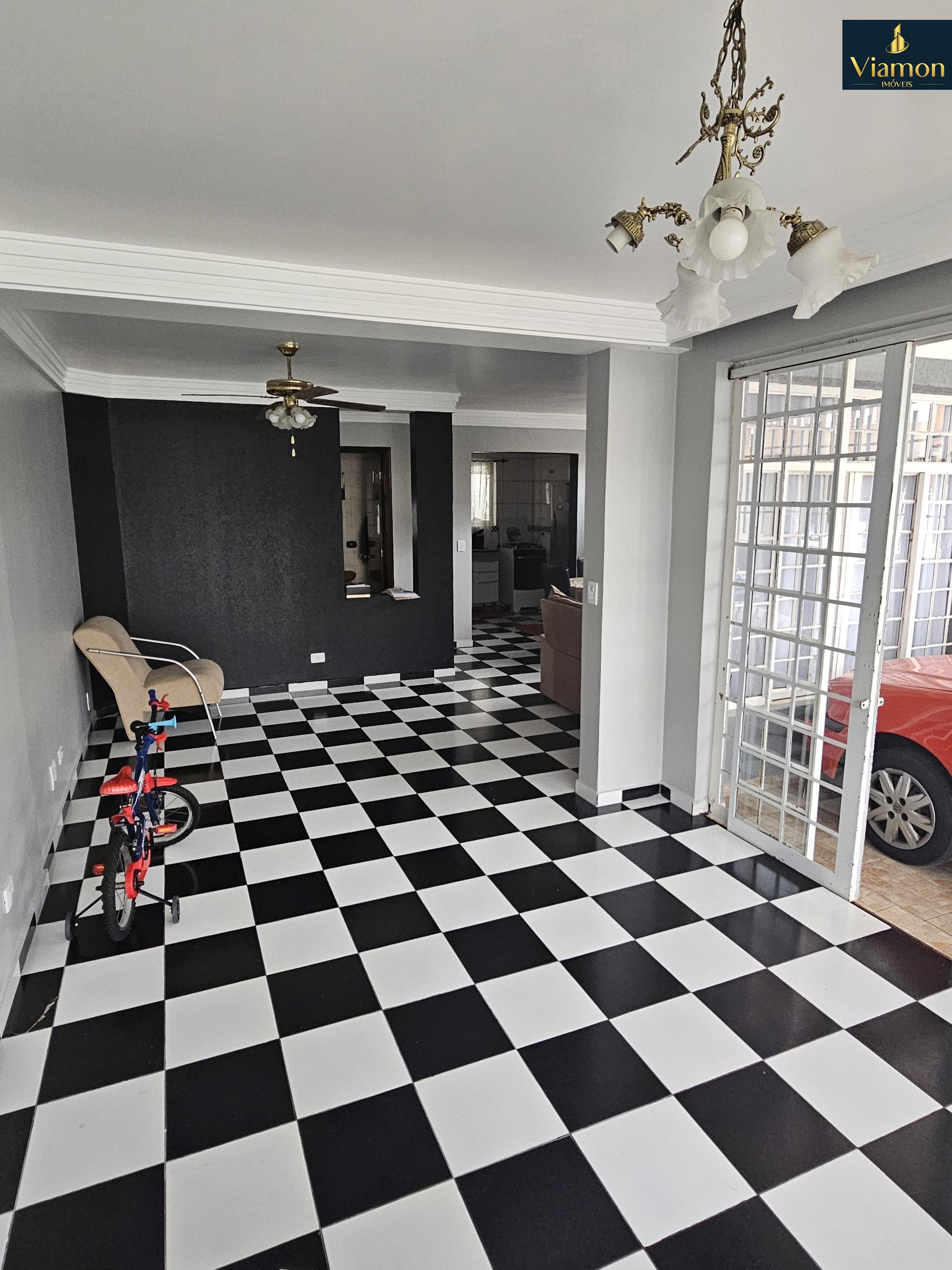 Sobrado 145m2, Bairro alto, 4 qtos 1 suite , 02 vagas, próx Av...