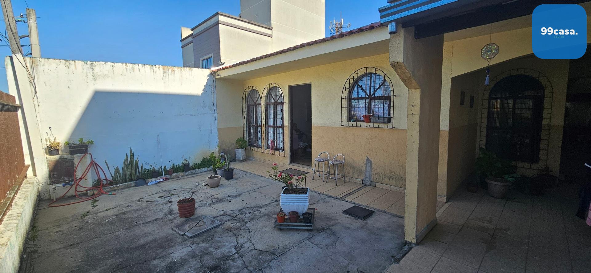 Casa Bairro Alto - 77 m2, averbada, frente para rua, 150 mts d...