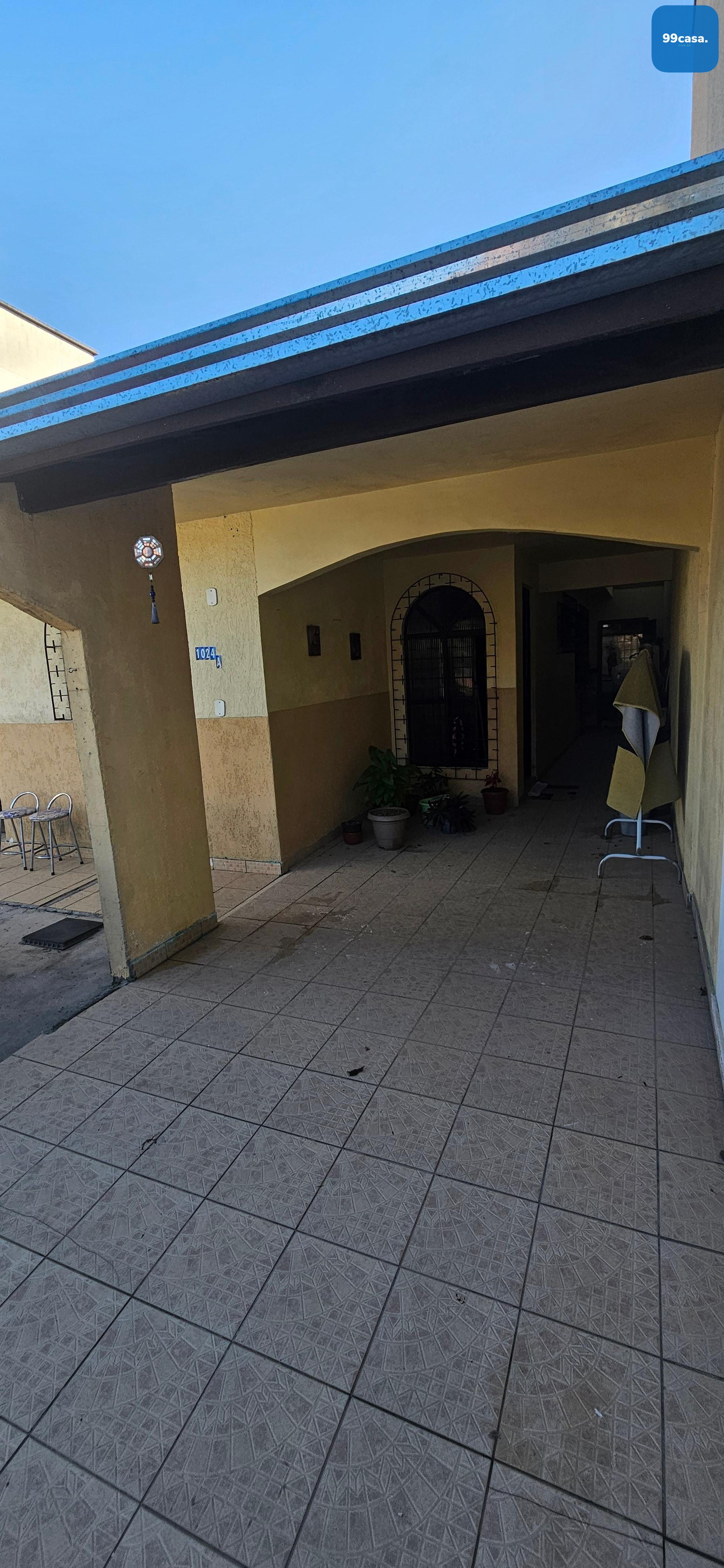 Casa Bairro Alto - 77 m2, averbada, frente para rua, 150 mts d...