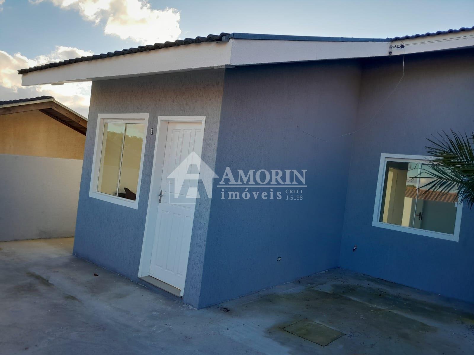 VENDE CASA EM CONDOMÍNIO FECHADO NO PARQUE DO EMBU SEMI-MOBILI...