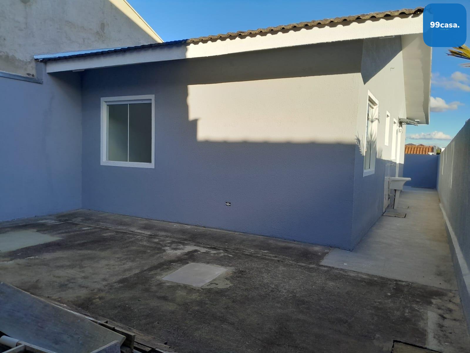 VENDE CASA EM CONDOMÍNIO FECHADO NO PARQUE DO EMBU SEMI-MOBILI...