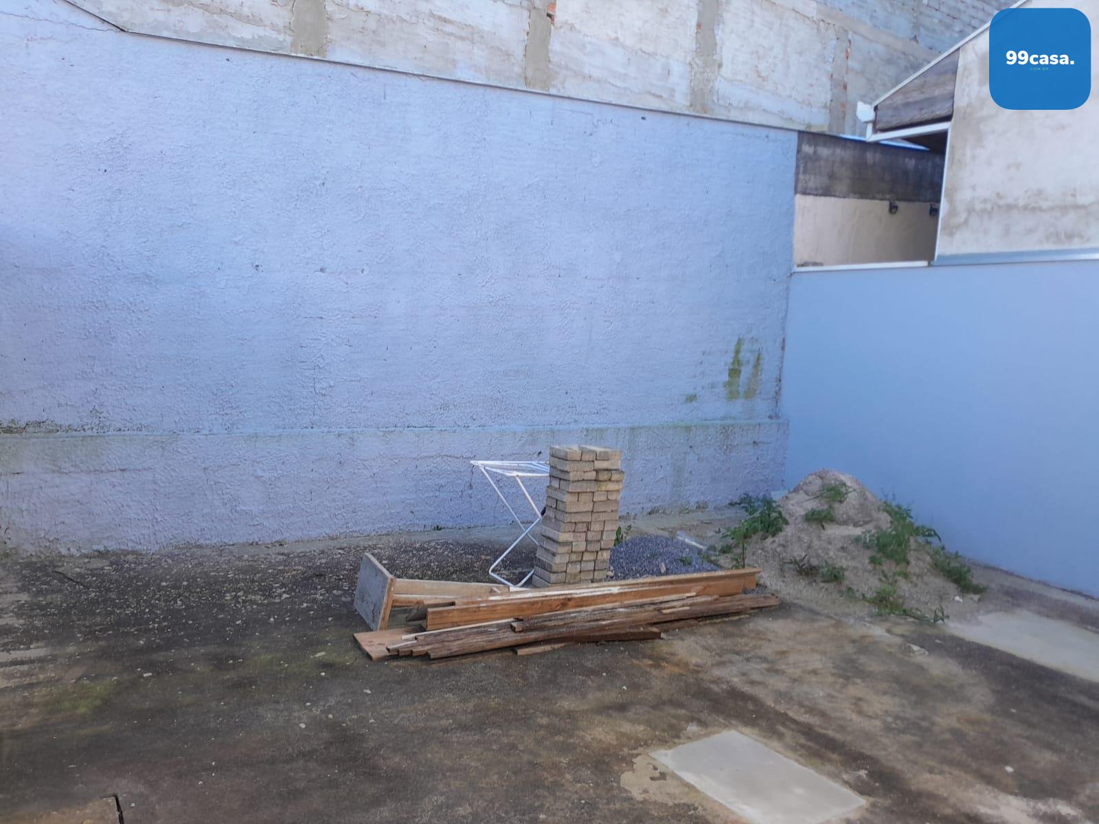 VENDE CASA EM CONDOMÍNIO FECHADO NO PARQUE DO EMBU SEMI-MOBILI...