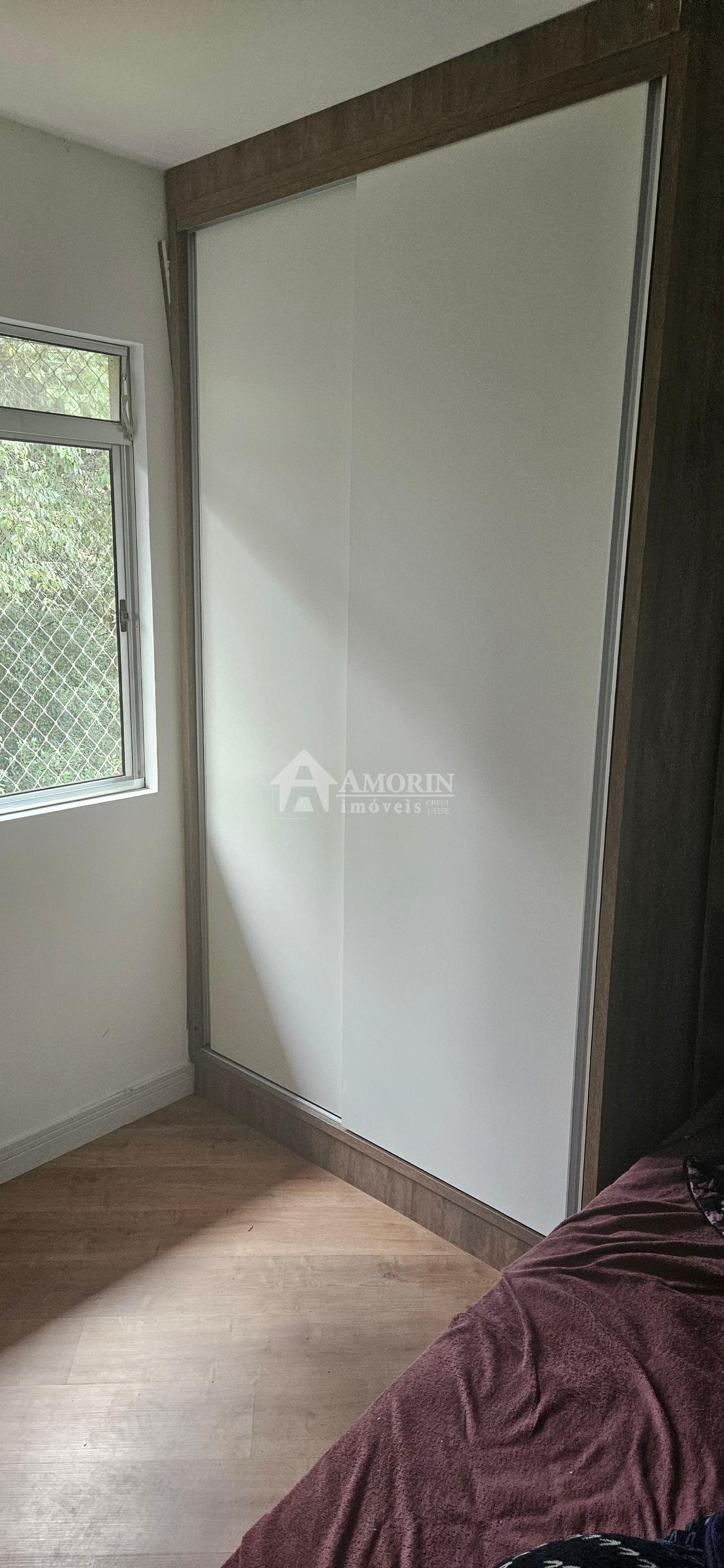 Apartamento Sta candida, 4 Andar, 02 qtos c arms, 01 vaga R  1...