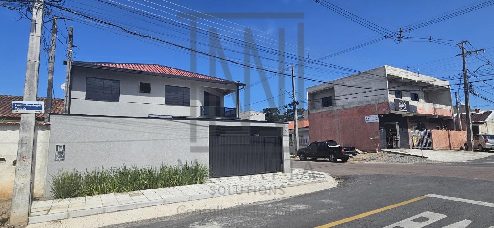 Sobrado 100 m2- S j Pinhais- Prox Boticario,03 qtos,03 vagas, ...