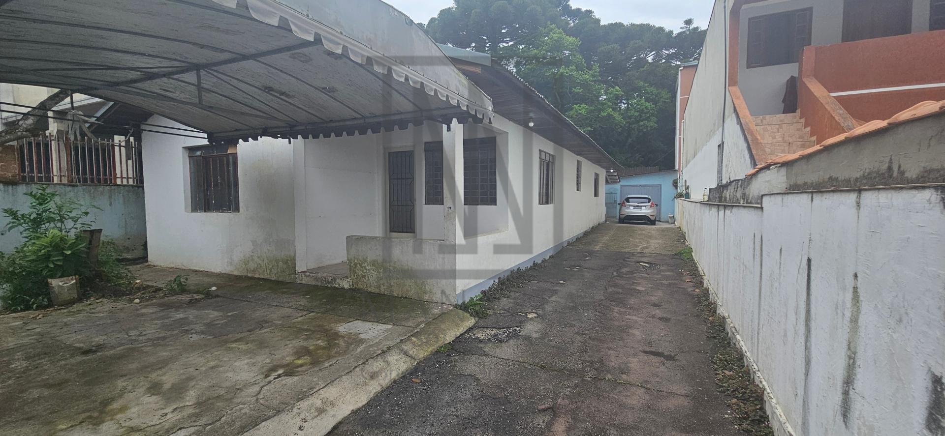 Terreno Boa vista 484 m2 11x44  ZR-2 com 2 casas não averbadas...