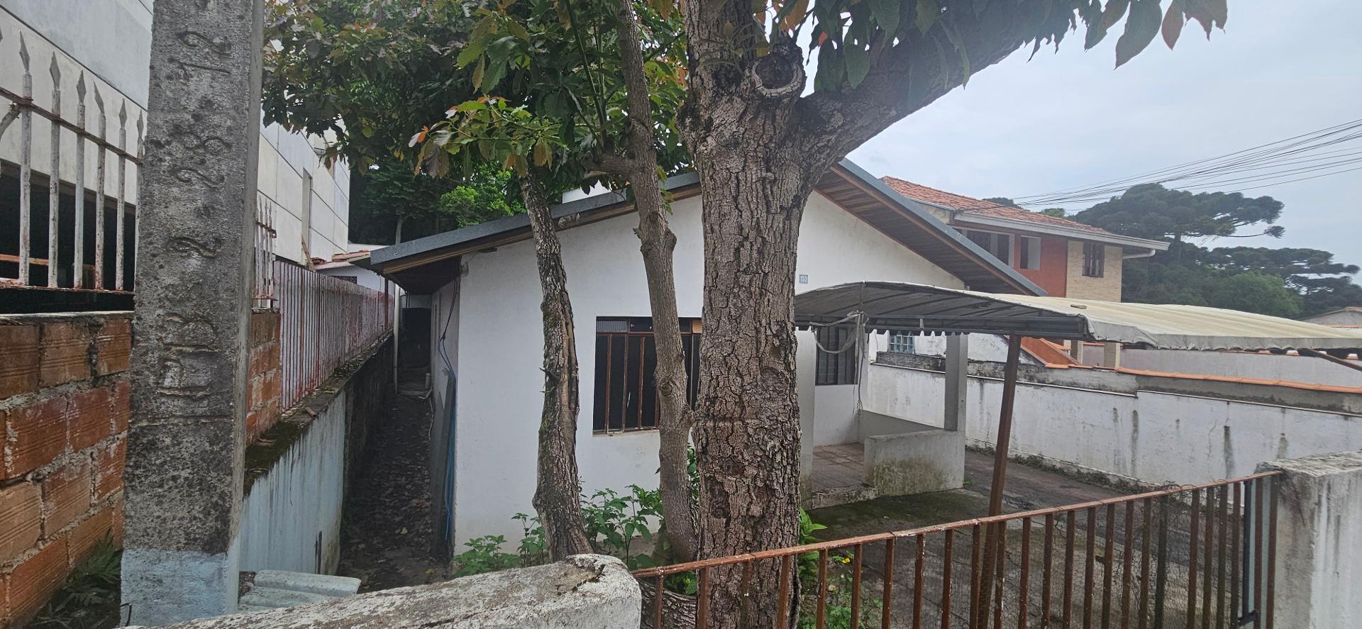 Terreno Boa vista 484 m2 11x44  ZR-2 com 2 casas não averbadas...