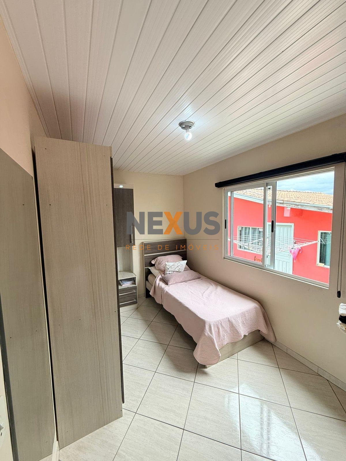 Bairro Alto- Terreno 500 m2,4 casas construídas 200 m2, estuda...