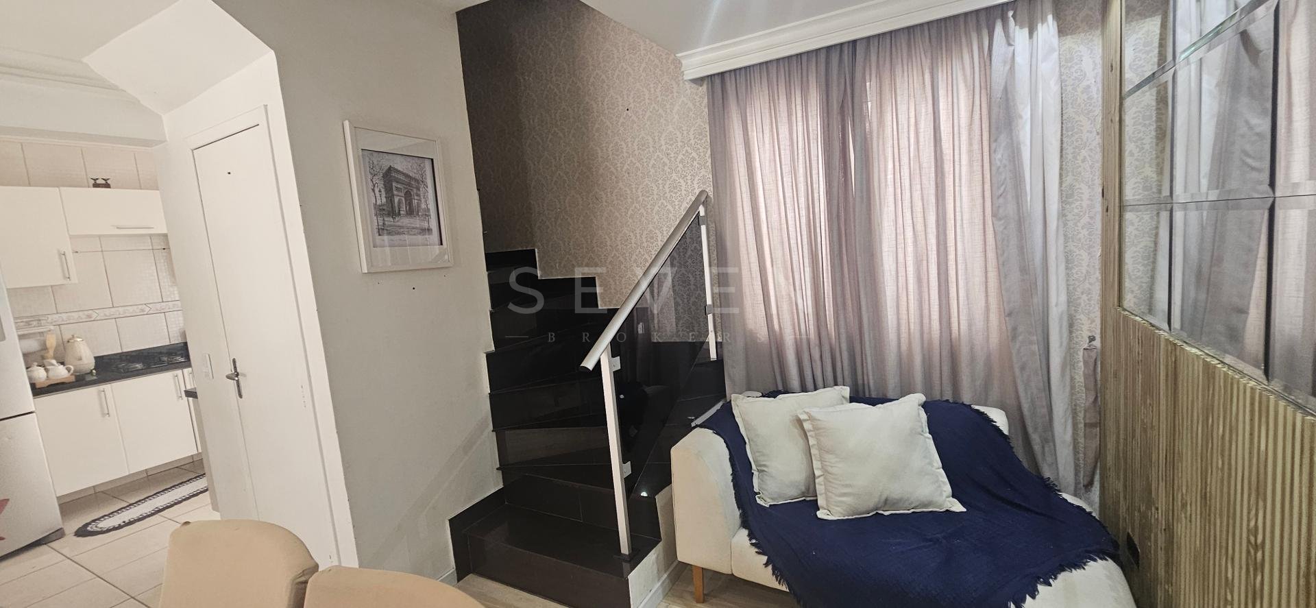 Triplex - Bairro Santa Cândida - 90 m ,recém reformado, 03 qto...