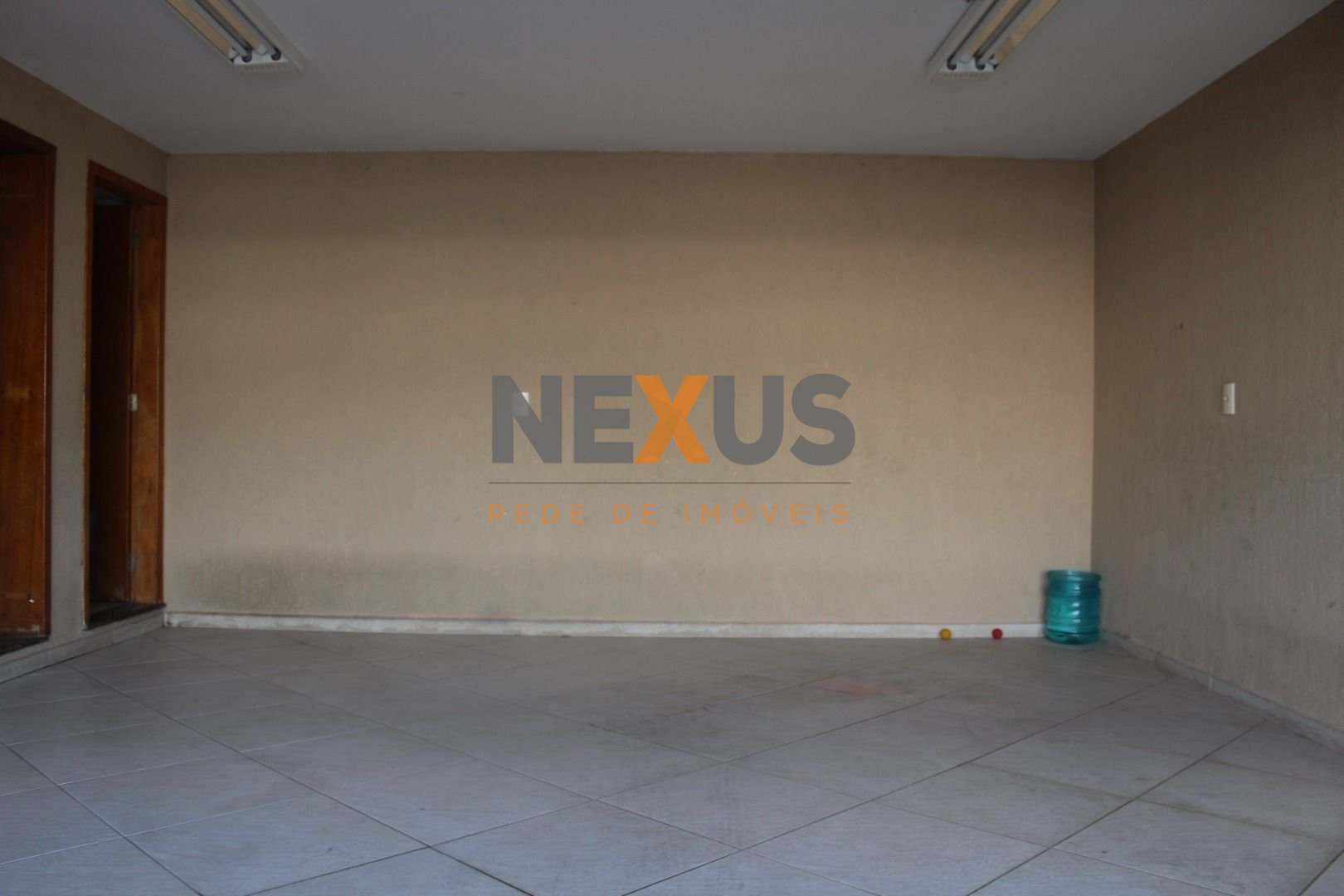 Quadriplex 160 m2, 03 qtos  2 suites , 04 vagas, coz. c arms, ...