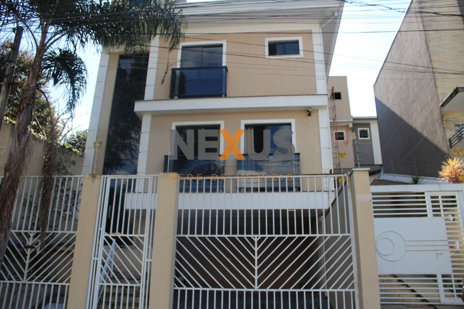 Quadriplex 160 m2, 03 qtos  2 suites , 04 vagas, coz. c arms, ...