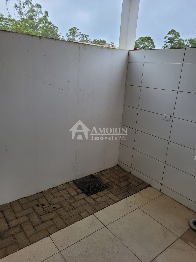 Casa Piraquara 47 m2 02 qtos, 02 vagas, aceita financiamento R...