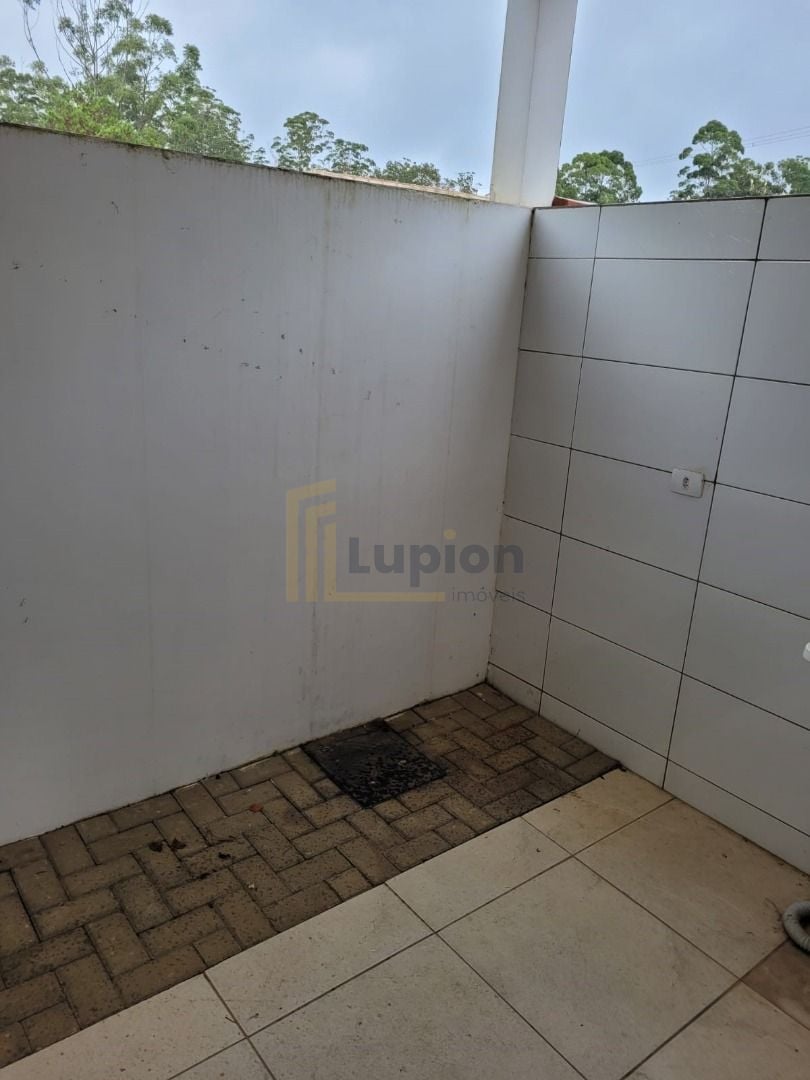 Casa Piraquara 47 m2 02 qtos, 02 vagas, aceita financiamento R...
