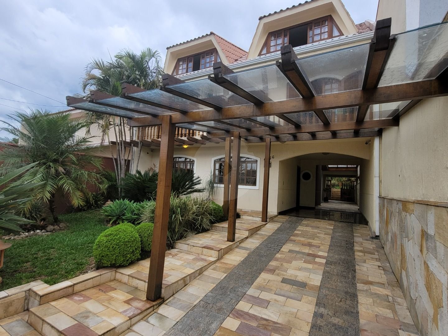 Sobrado com 7 dormitórios à venda,500.00 m , bairro alto, CURITIBA - PR