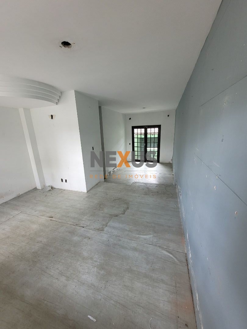 Sobrado com 4 dormitórios à venda,168.00 m , bairro alto, CURI...
