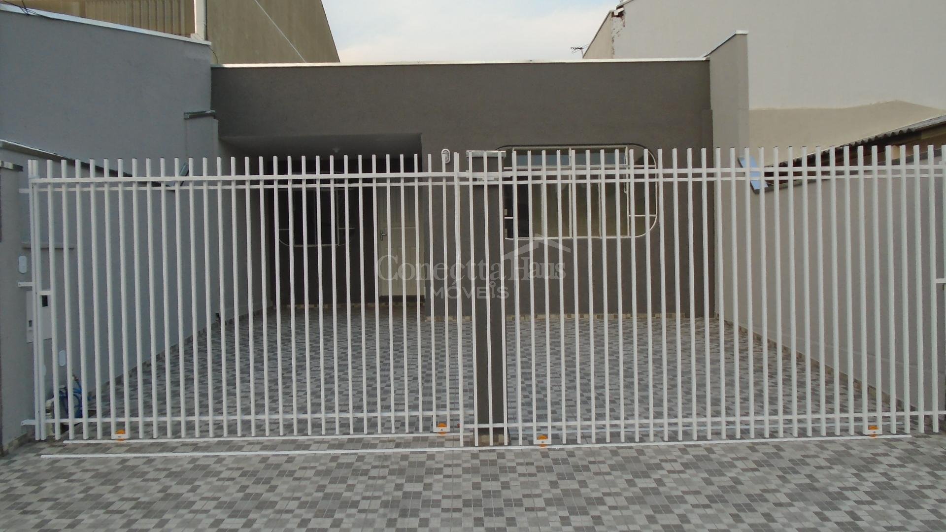 Casa térrea 80 m , 03 qtos, 02 vagas, terreno  fundos, prox. C...