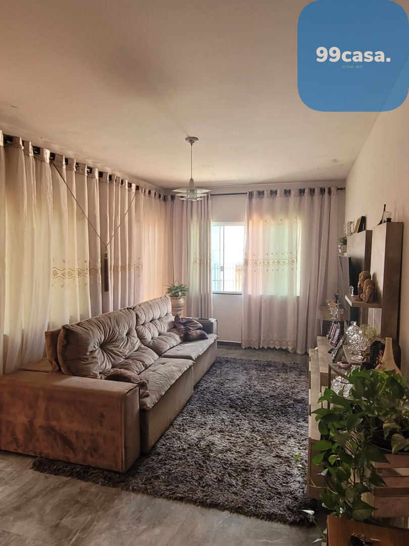 Casa térrea pinhais- 03 qtos 1 suite, 03 vagas, 50 mts da Jaco...