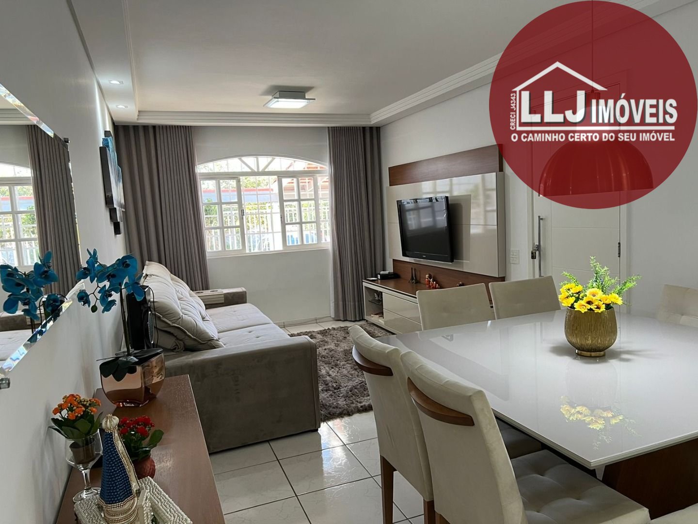 Excelente casa térrea 109m2, 03 qtos ste hidro  edícula, 03 va...