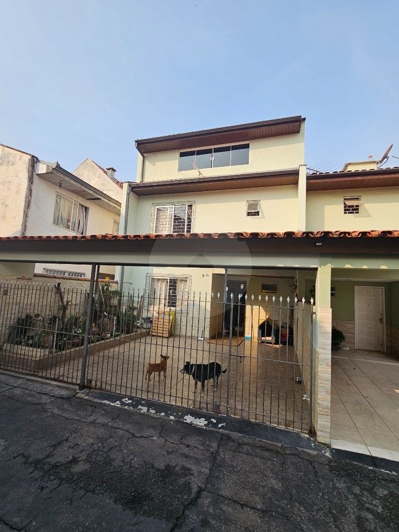 Sobrado com 4 dormitórios à venda,101.60 m , bairro alto, CURITIBA - PR