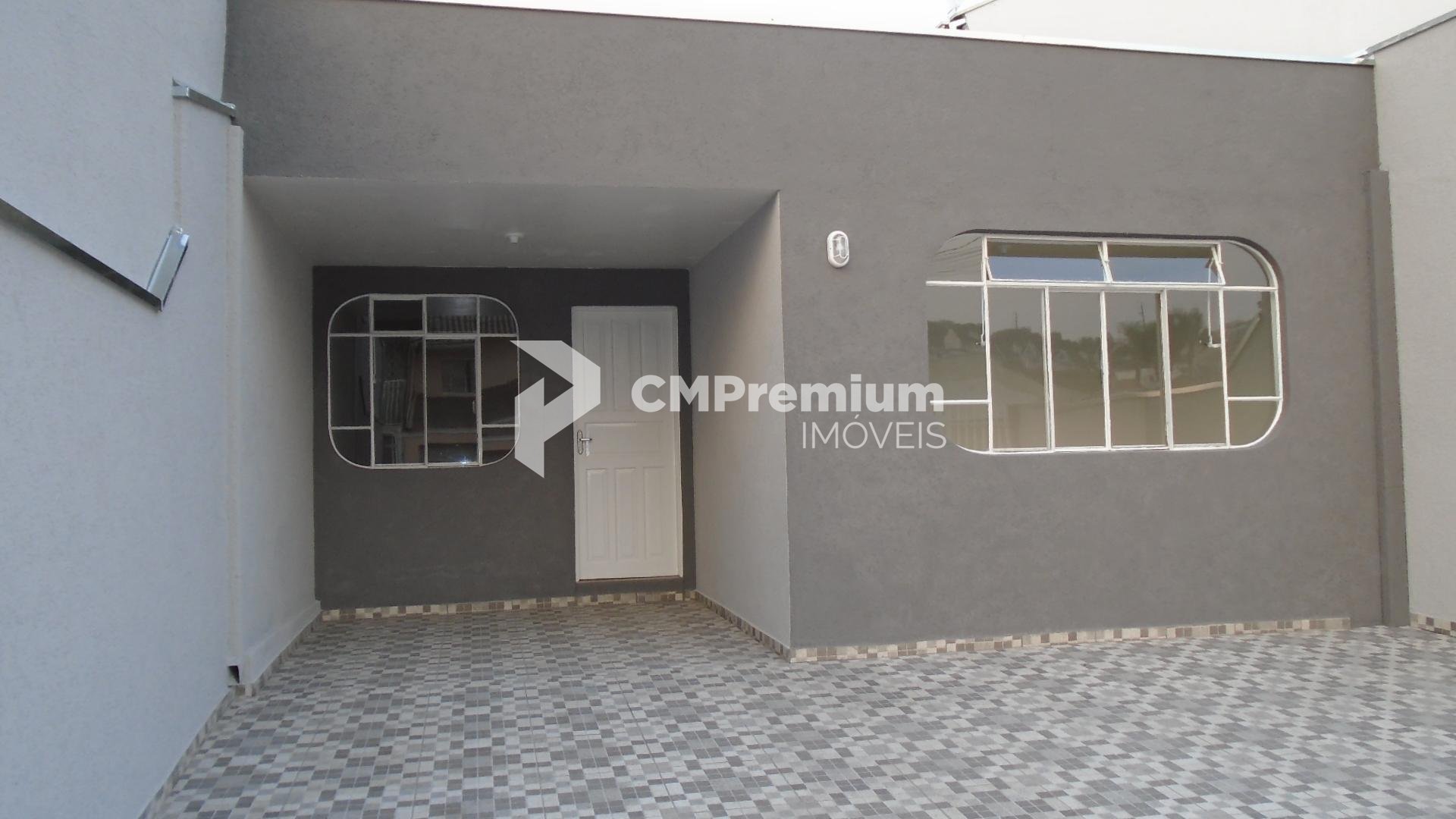 Casa térrea 80 m , 03 qtos, 02 vagas, terreno  fundos, prox. C...