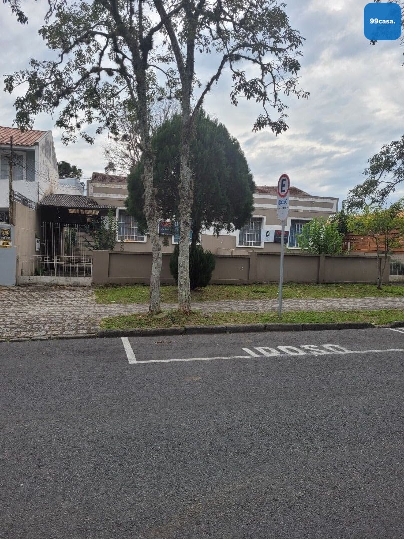 Terreno 746 m2, Hugo Lange, zr-3,  19x39 paralela a Augusto St...