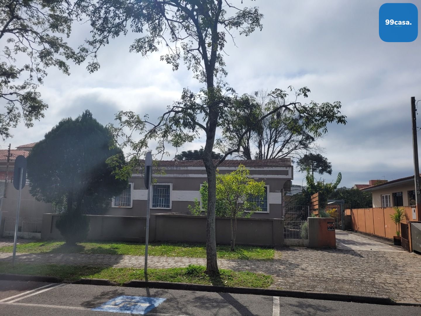 Terreno 746 m2, Hugo Lange, zr-3,  19x39 paralela a Augusto St...