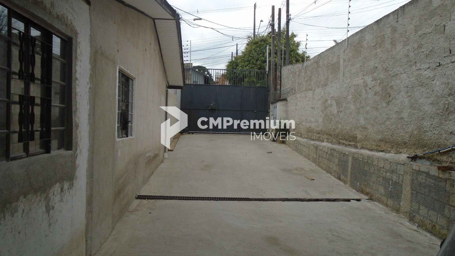 Excelente barracão 380m2, terreno 500 m2, regiao alta R  750 m...