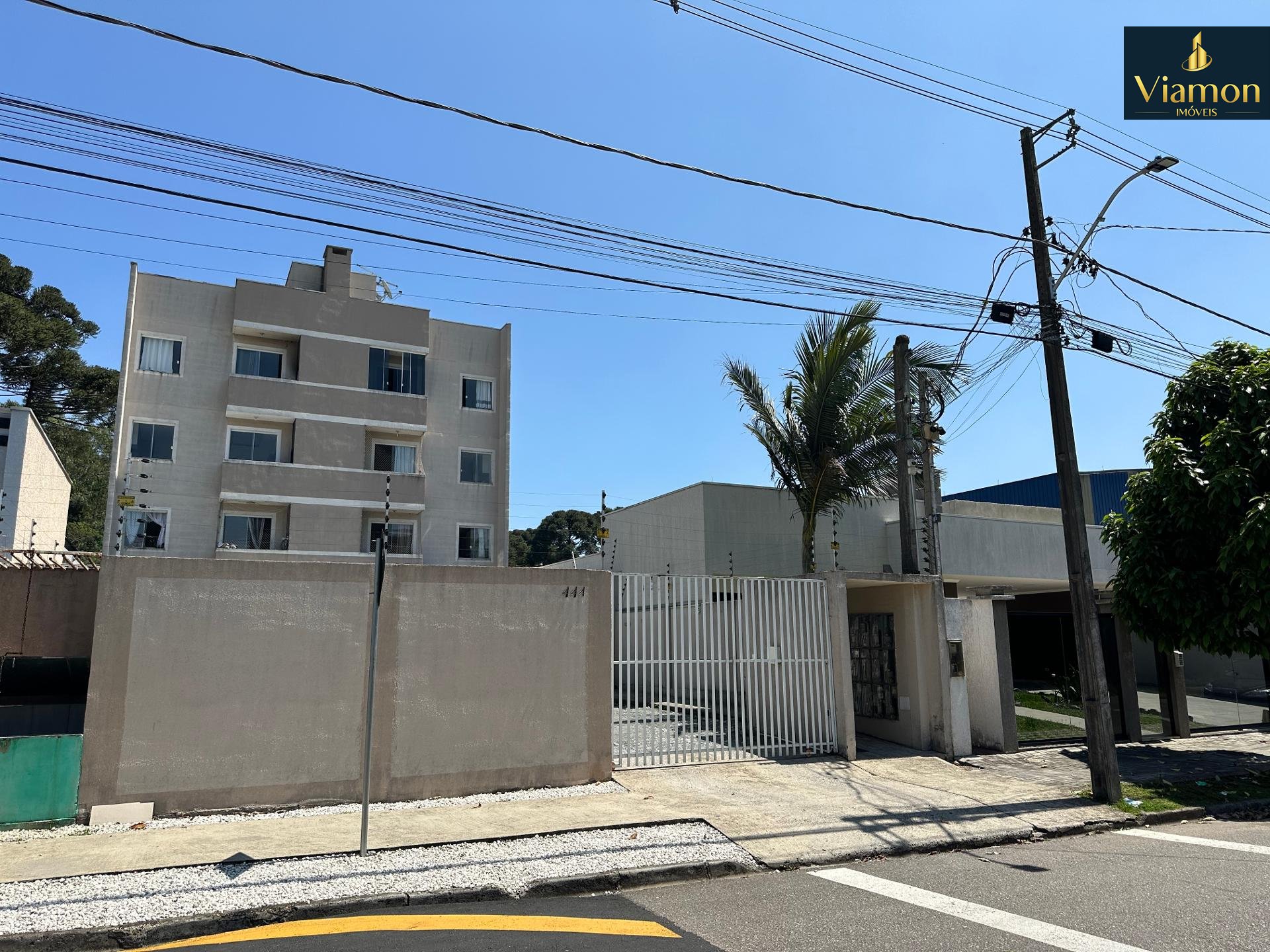 Apartamento 2 quartos, sacada com churrasqueira a carvão em Sã...