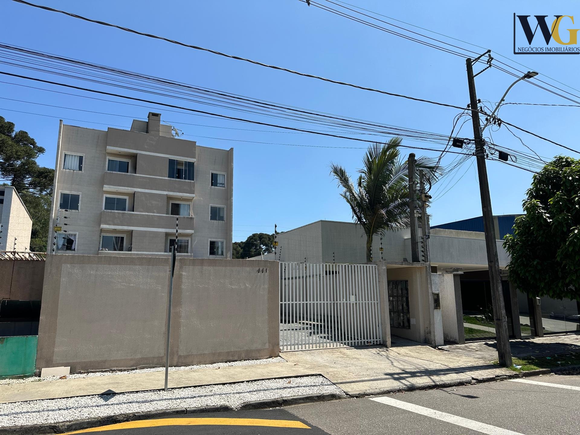 Apartamento 2 quartos, sacada com churrasqueira a carvão em Sã...