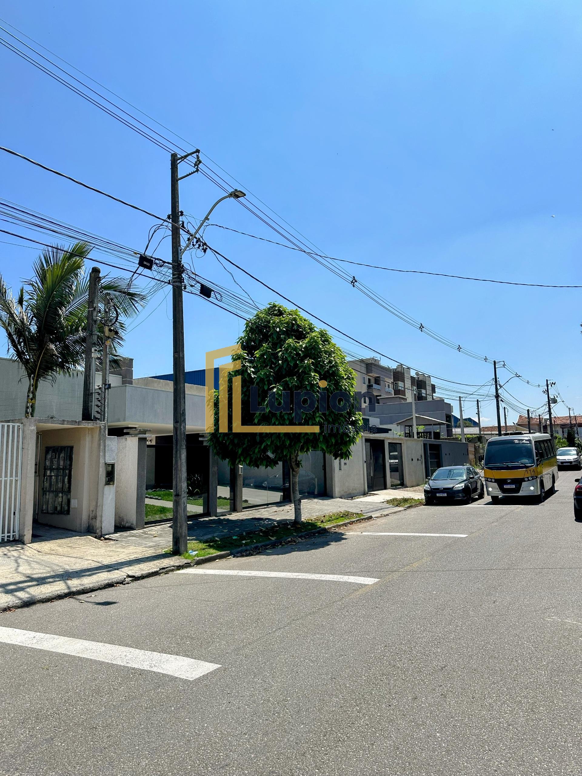 Apartamento 2 quartos, sacada com churrasqueira a carvão em Sã...