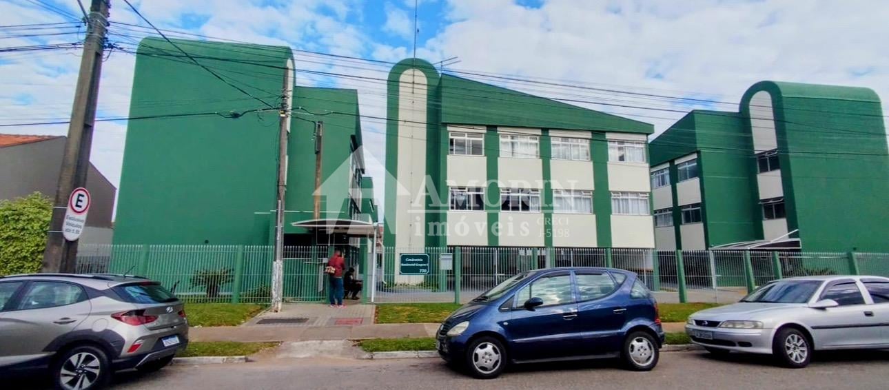 Amplo Apartamento de 2 quartos no Xaxim, oportunidade única    