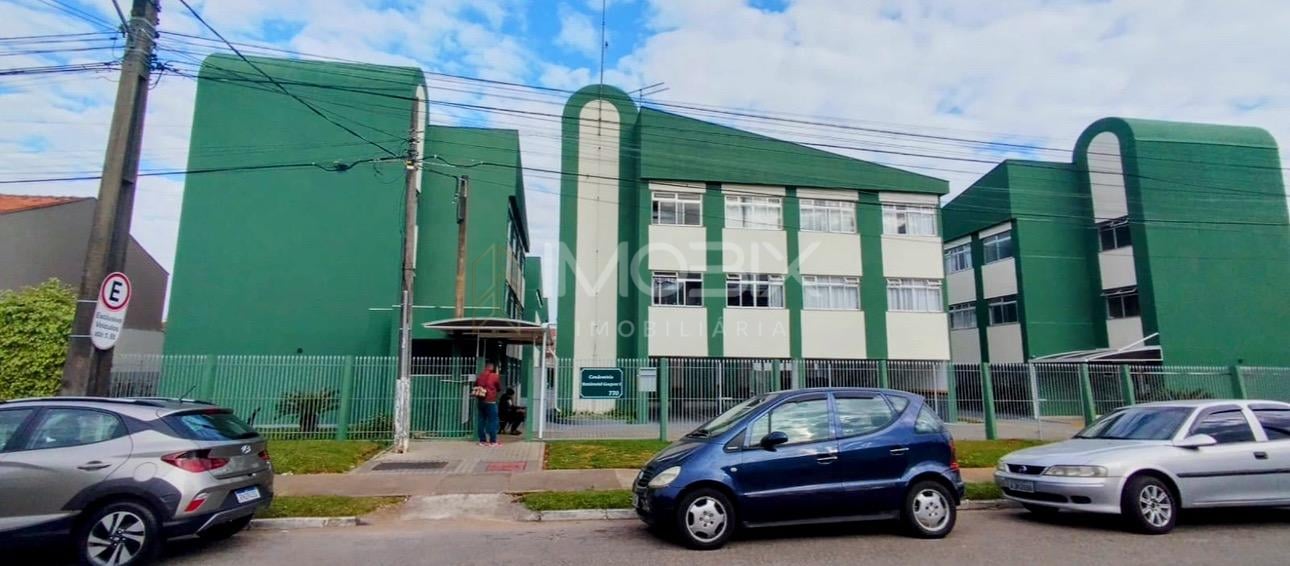 Amplo Apartamento de 2 quartos no Xaxim, oportunidade única    