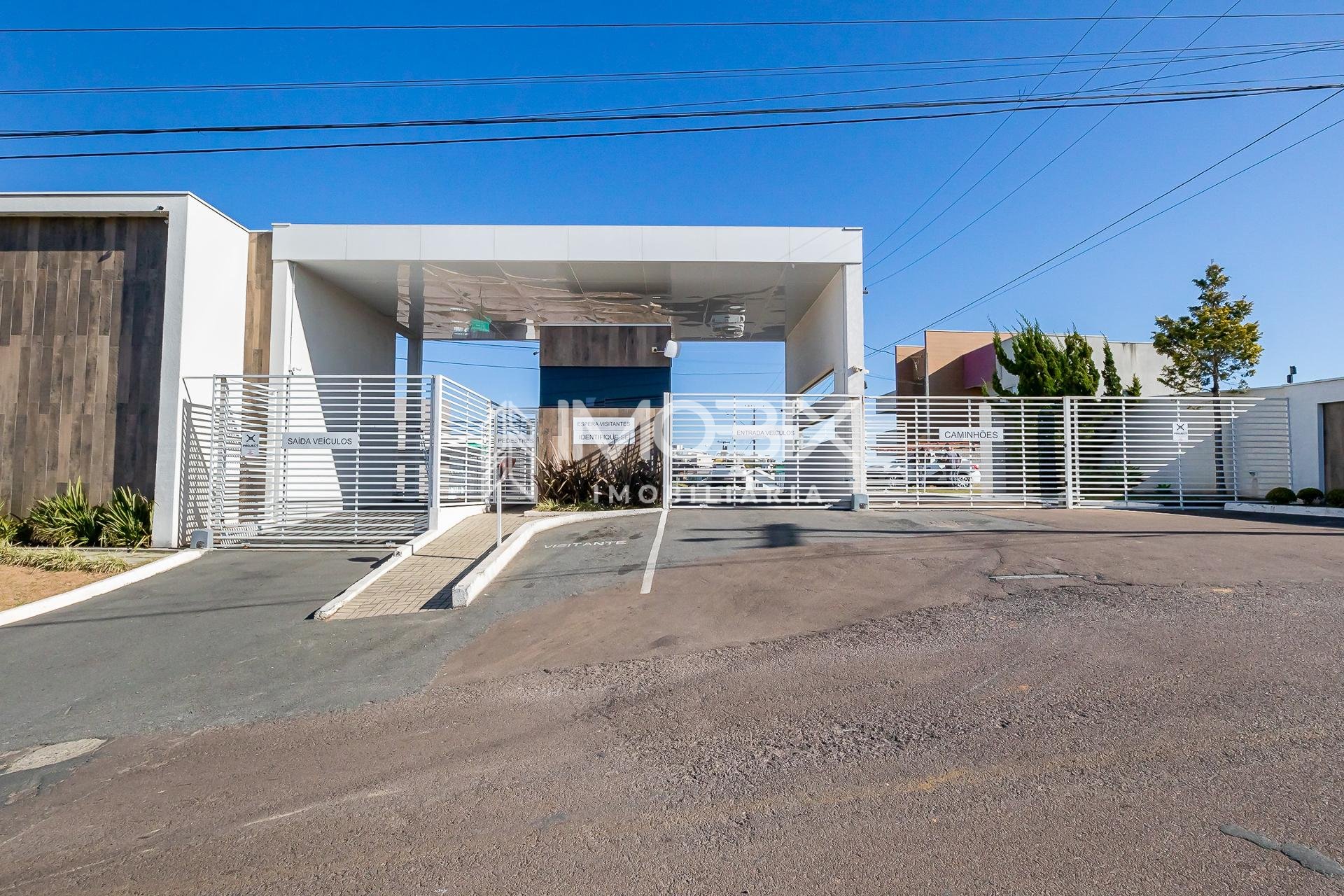 Terreno com 1.052,72 m  em Condomínio Fechado de Alto Padrão a...