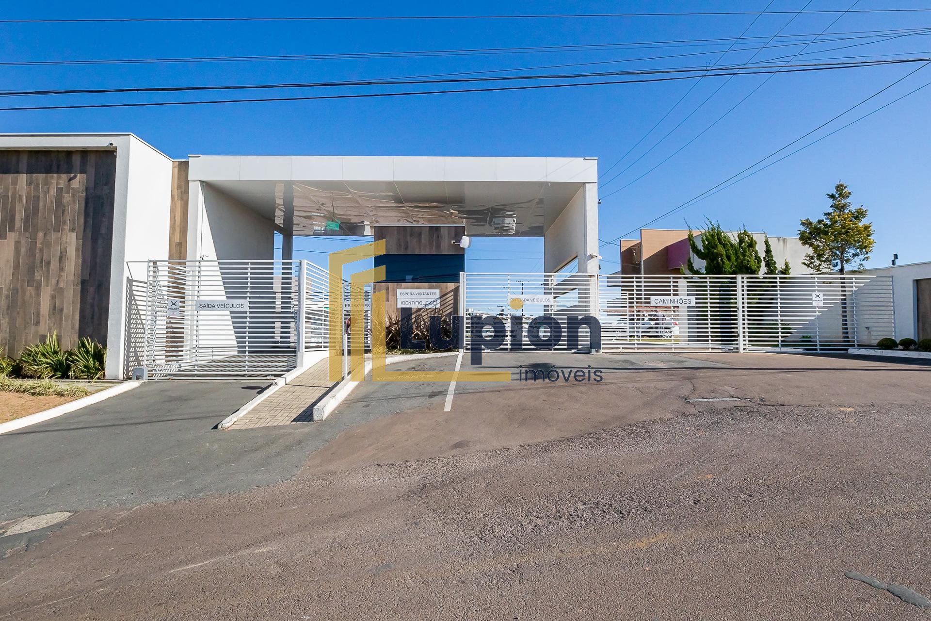 Terreno com 1.052,72 m  em Condomínio Fechado de Alto Padrão a...
