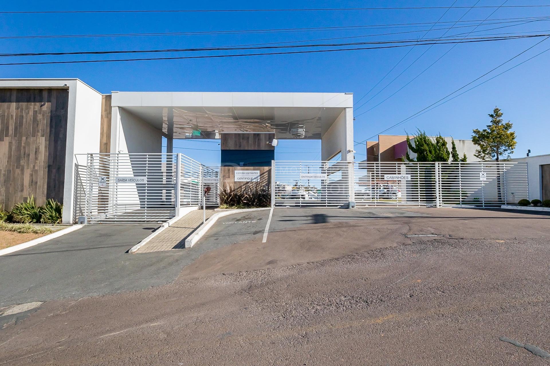 Terreno com 1.052,72 m  em Condomínio Fechado de Alto Padrão a...