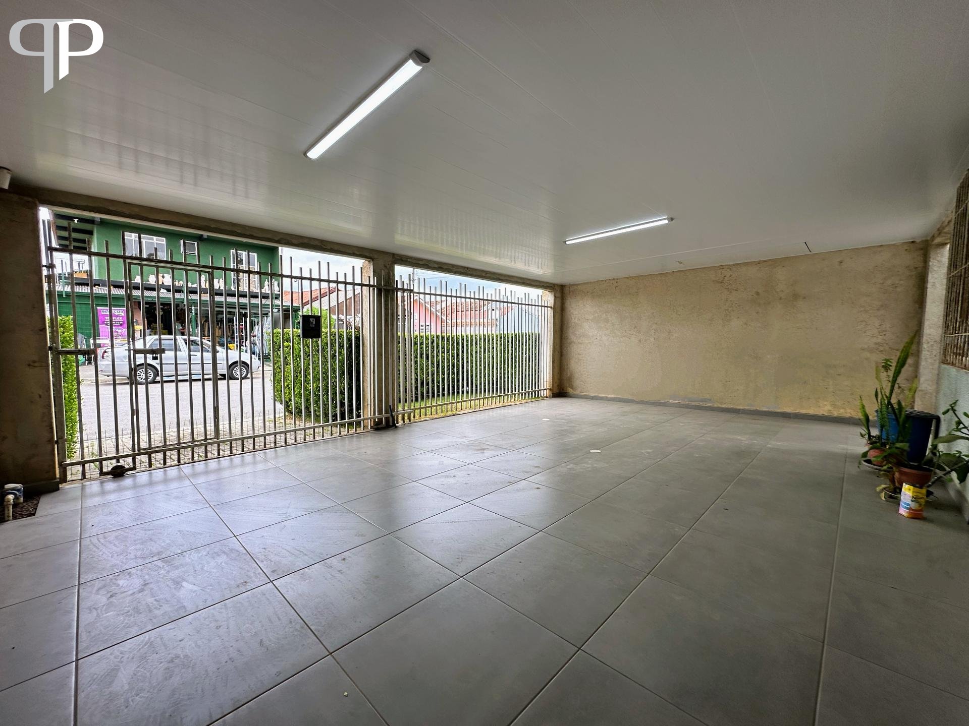 Casa na Fazenda Rio Grande 164m  garagem p  4 carros e amplo t...