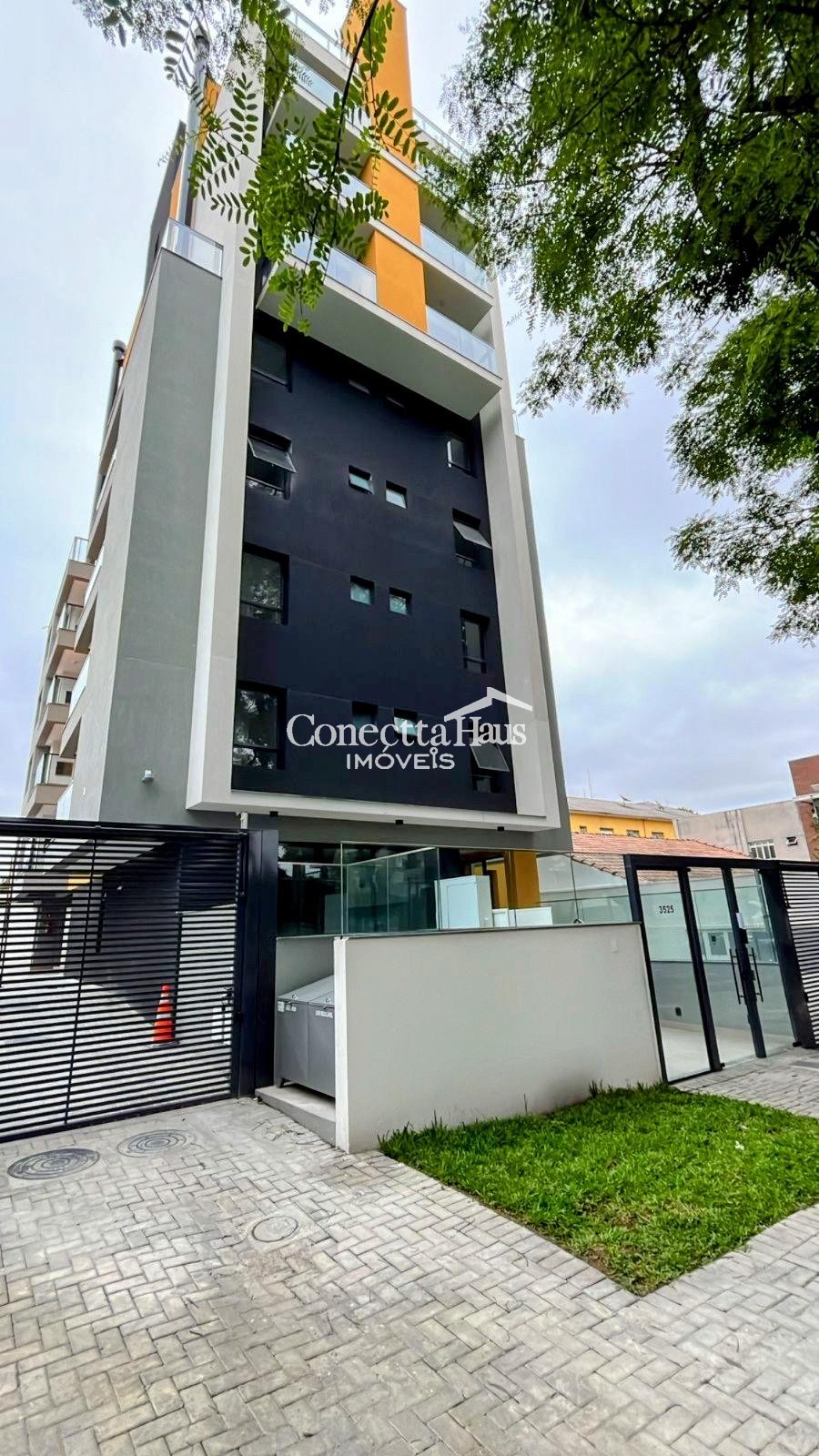 Studios na Vila Izabel, metragem diferenciada e sacada ampla c...